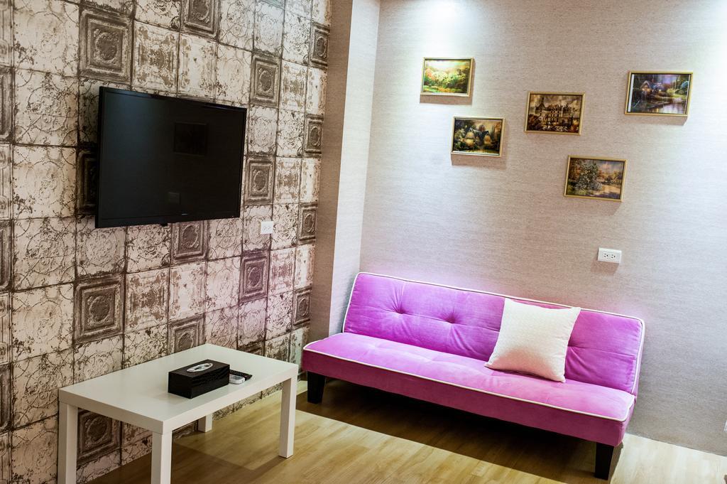 Ace Homestay Luodong Buitenkant foto