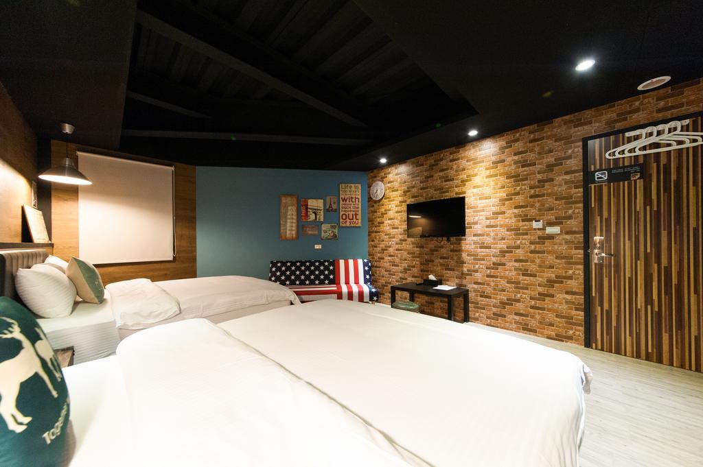 Ace Homestay Luodong Buitenkant foto