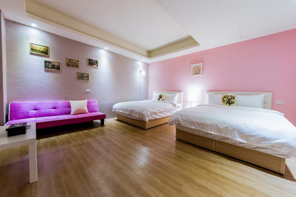 Ace Homestay Luodong Buitenkant foto