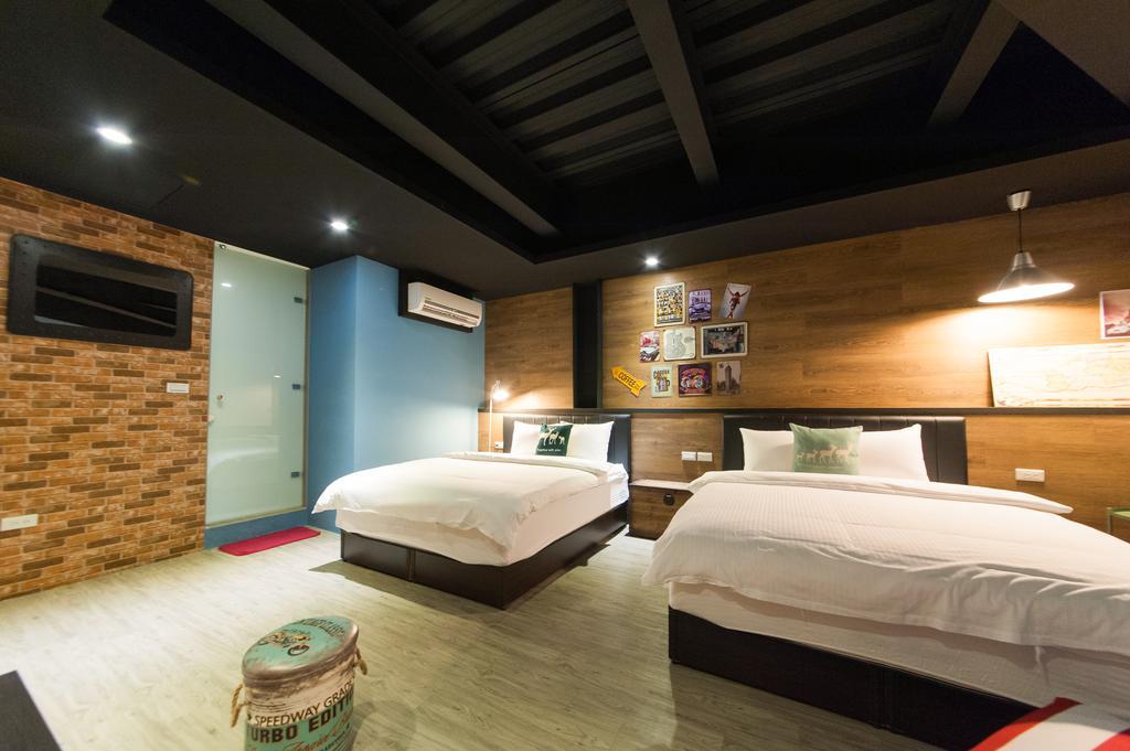 Ace Homestay Luodong Buitenkant foto