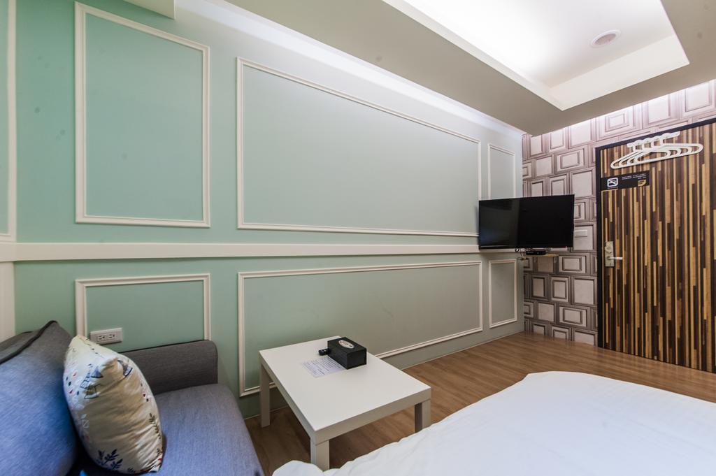 Ace Homestay Luodong Buitenkant foto